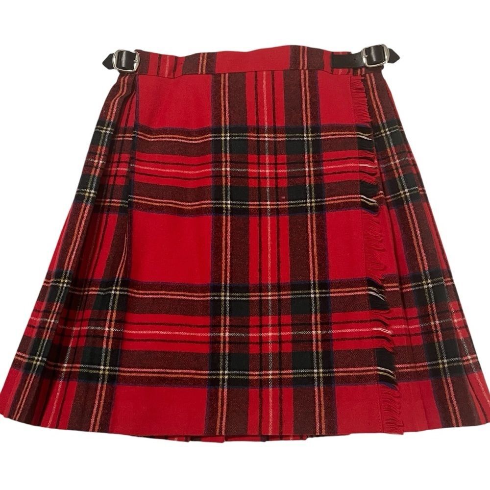 O’NEIL of Dublin Red Plaid Pleated Kilt. Size 5/6